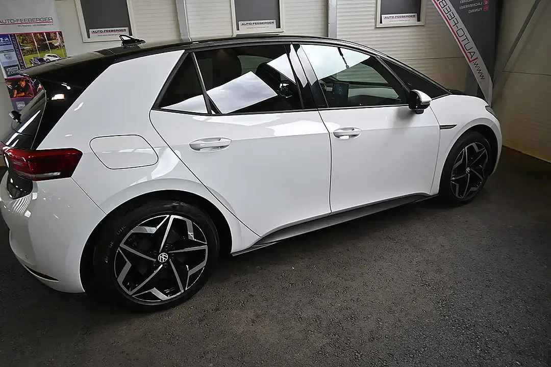 Volkswagen ID.3 - Thumbnail 9
