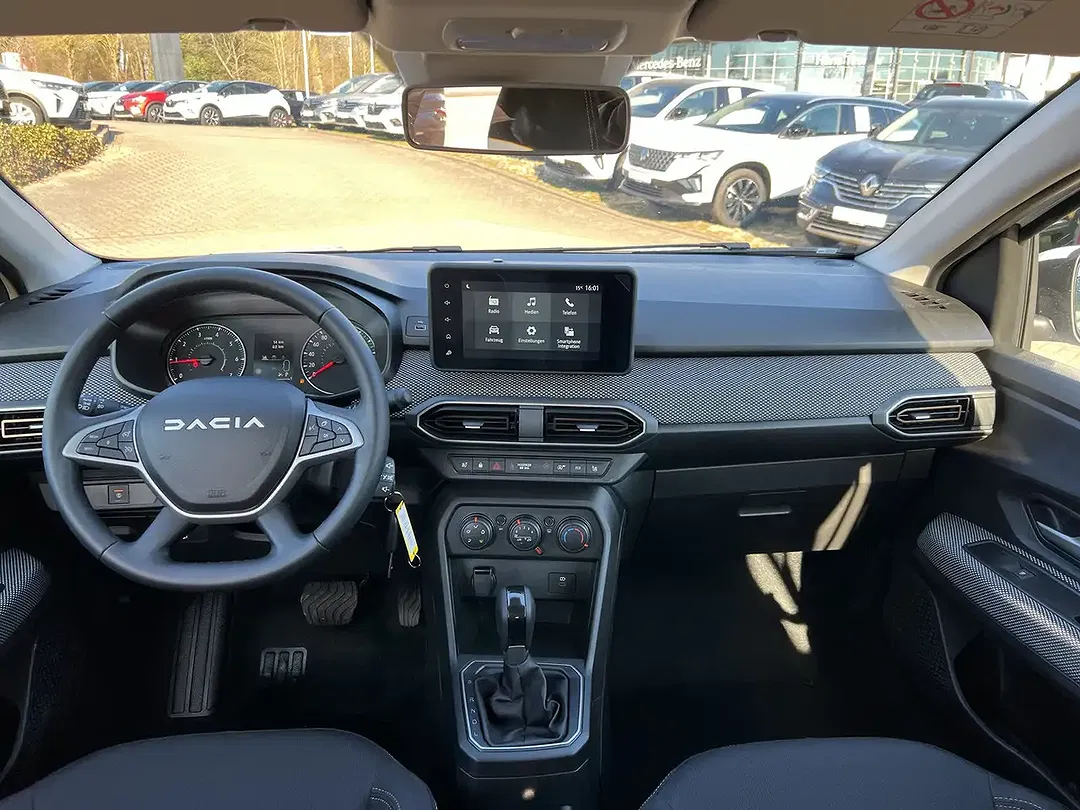 Dacia Sandero - Thumbnail 6