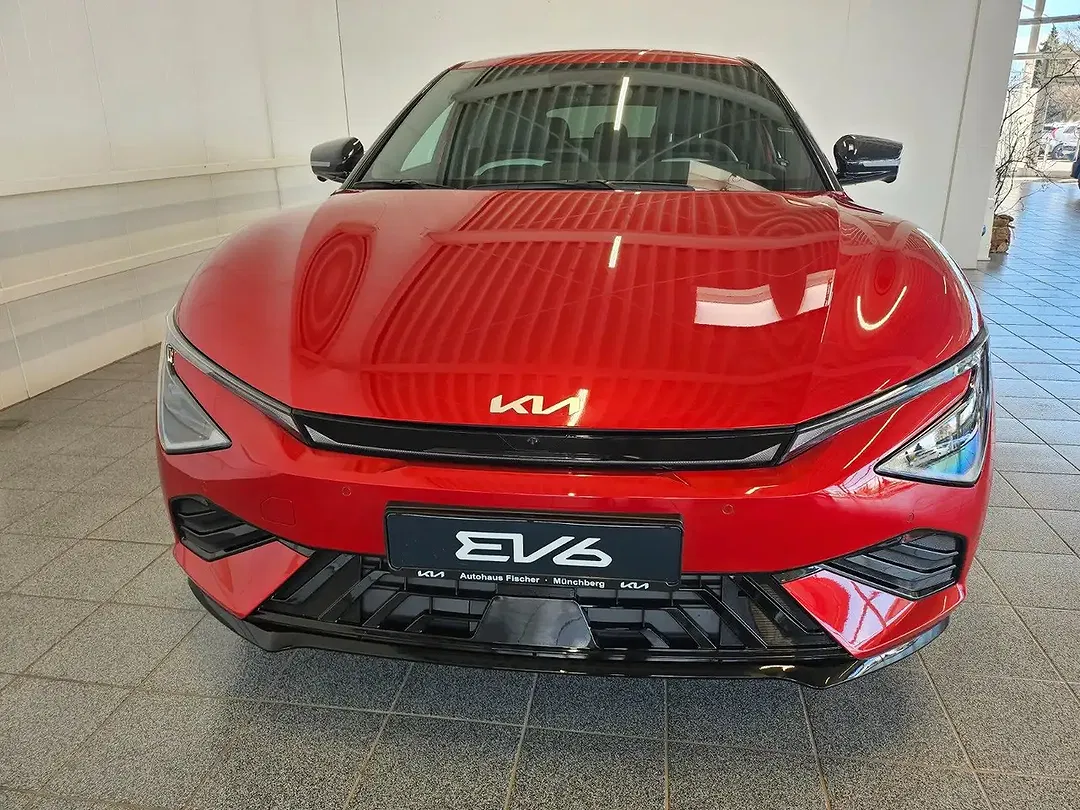 Kia EV6 - Thumbnail 5