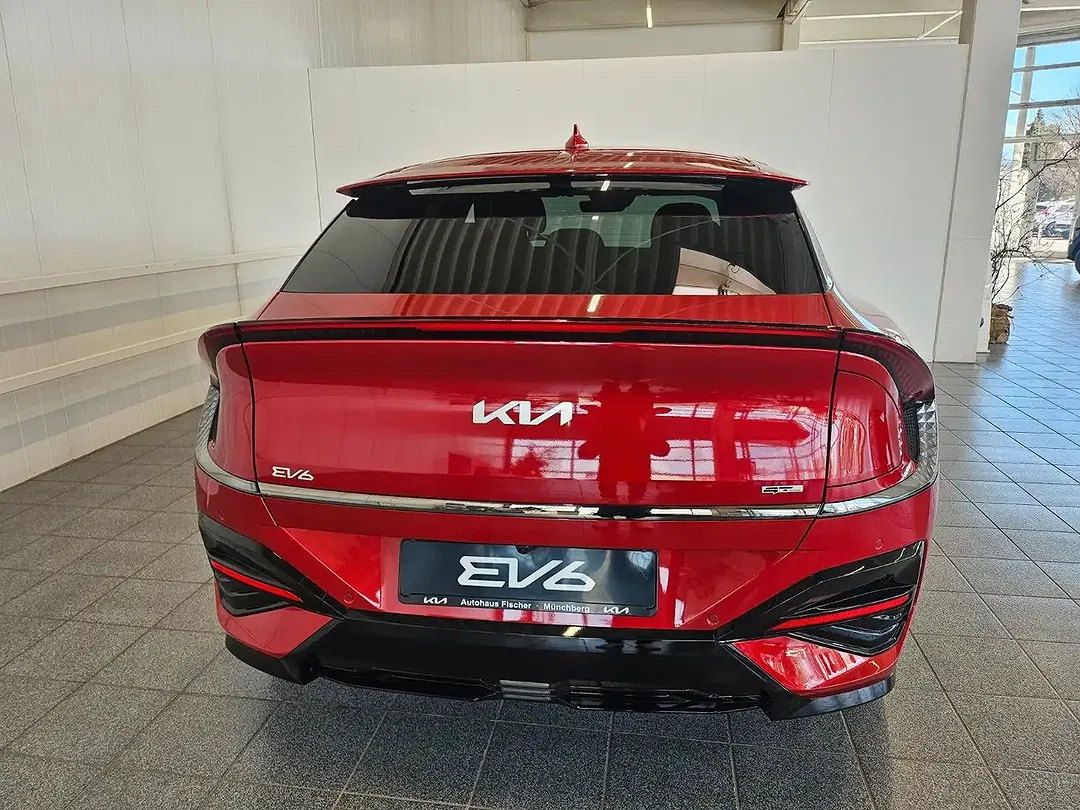 Kia EV6 - Thumbnail 6