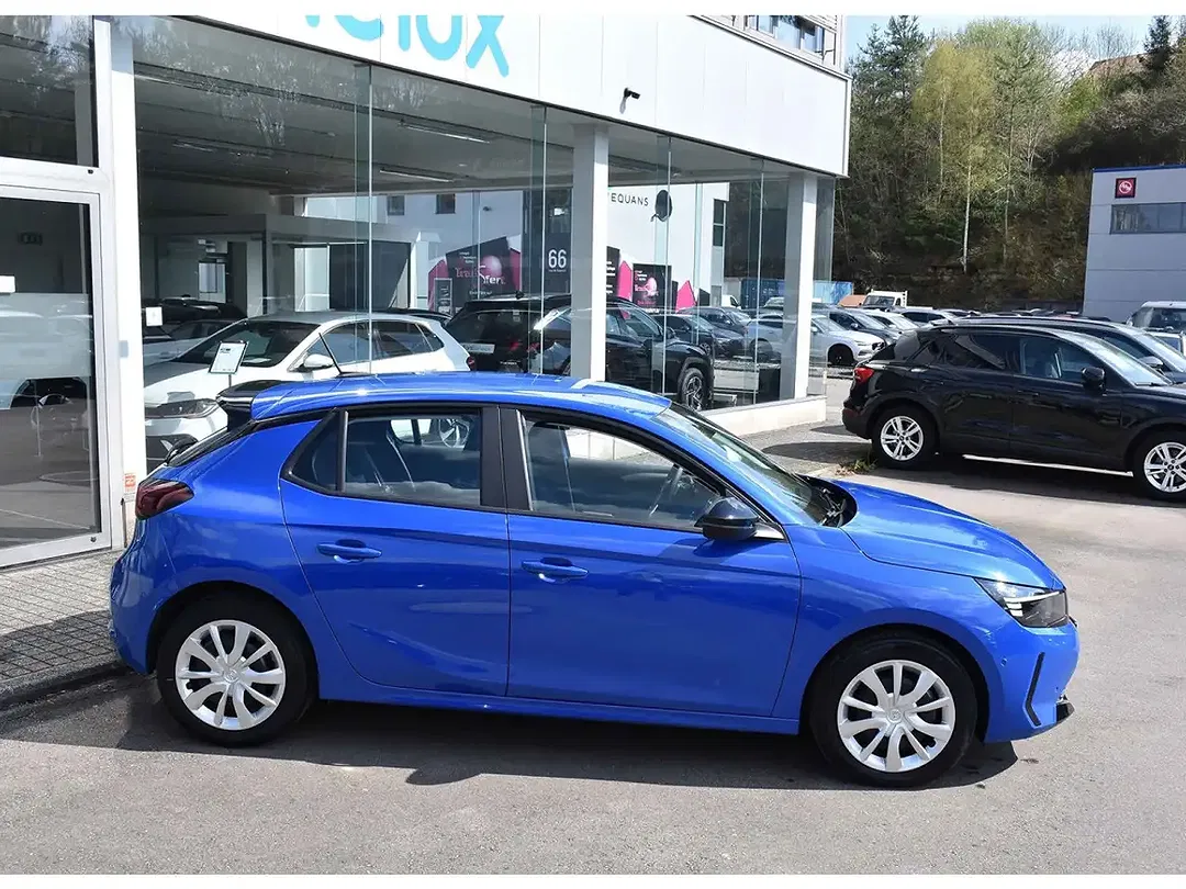 Opel Corsa - Thumbnail 3