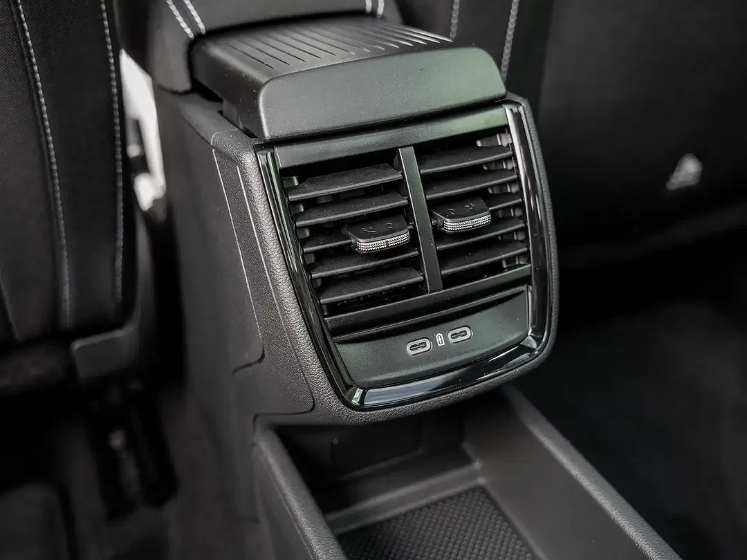 Skoda Kamiq - Thumbnail 8