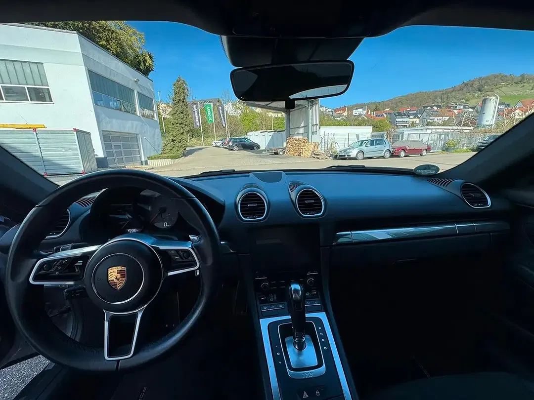 Porsche Cayman - Thumbnail 14