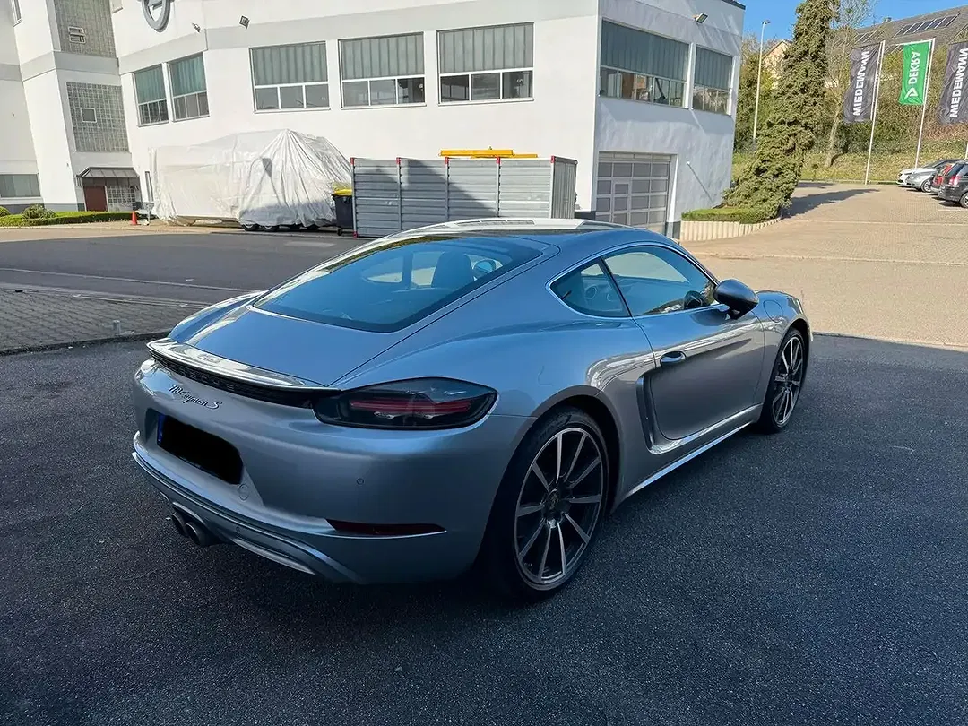 Porsche Cayman - Thumbnail 5