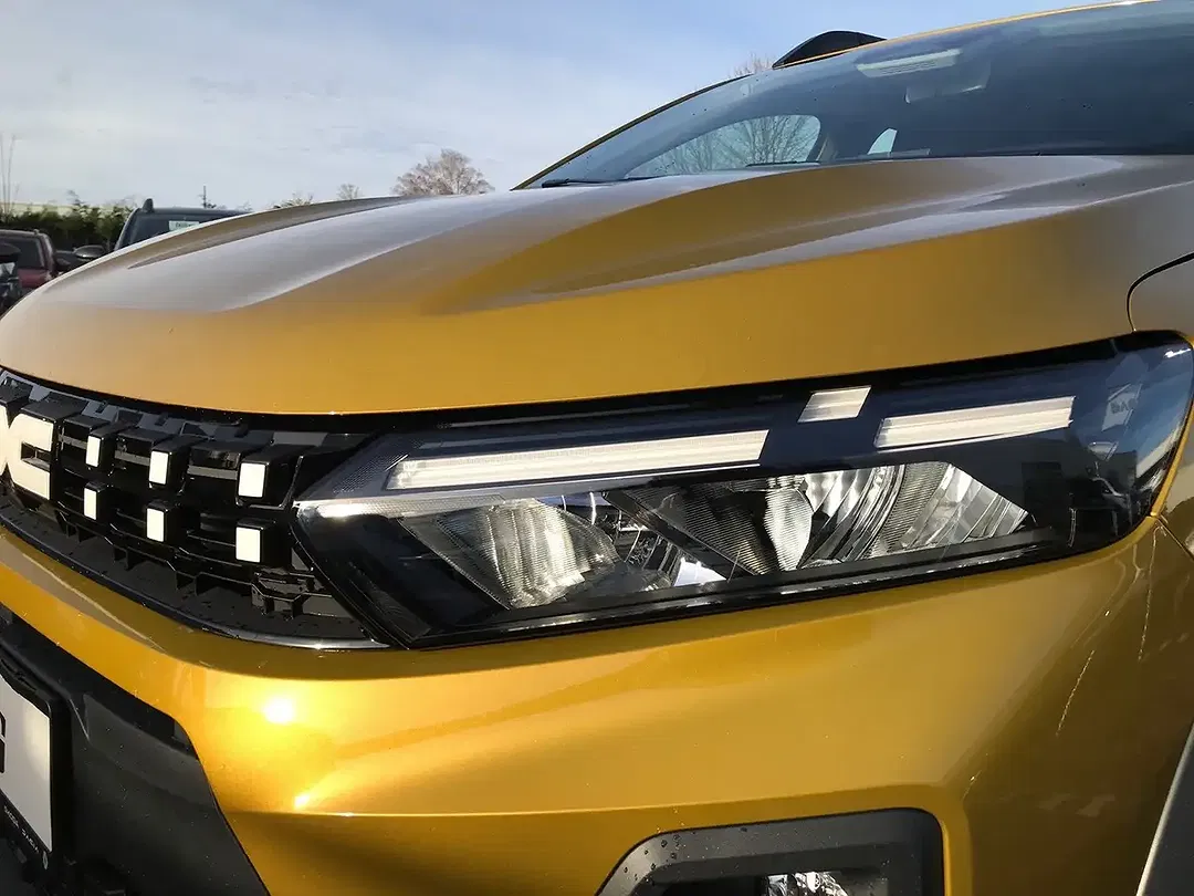 Dacia Sandero - Thumbnail 3