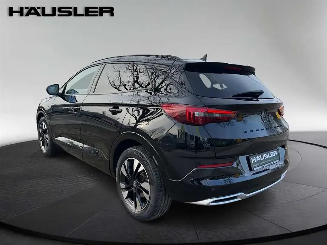 Opel Grandland X - Thumbnail 3