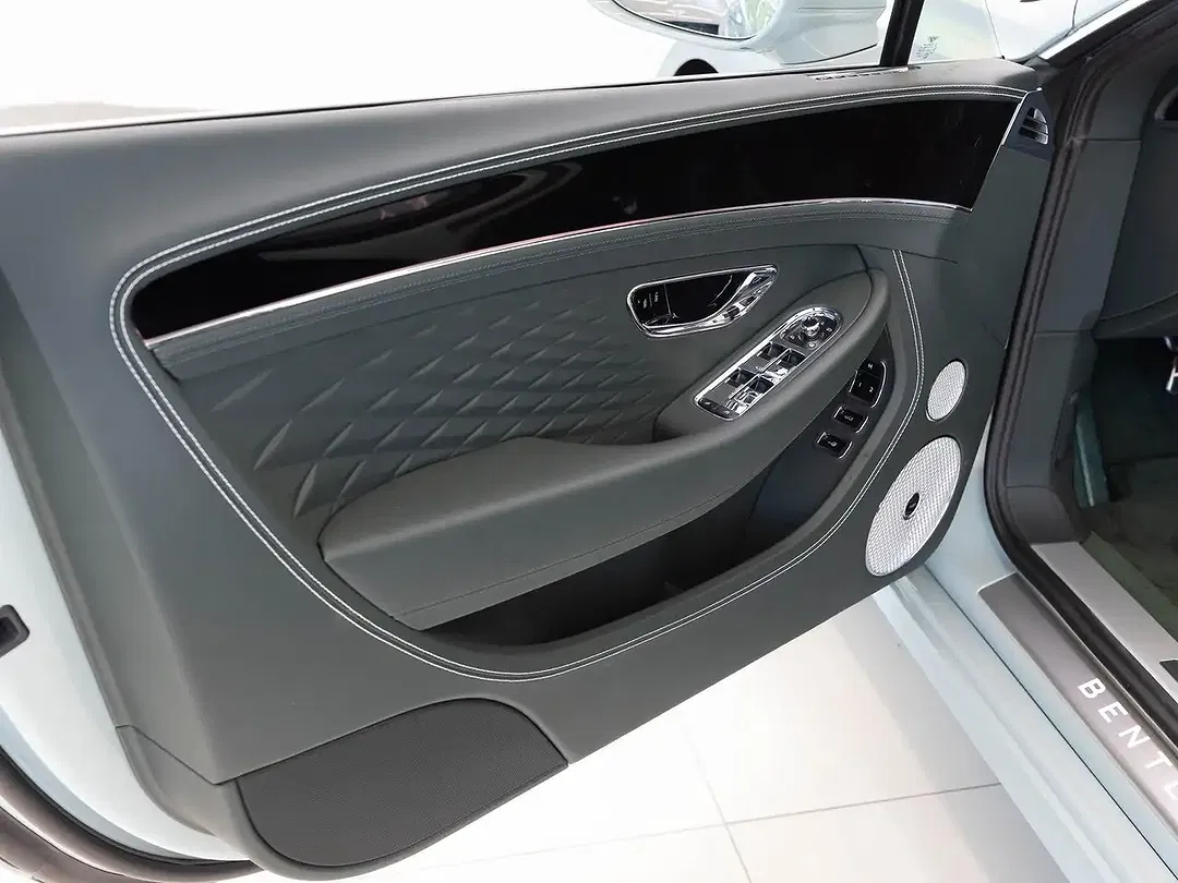 Bentley Continental - Thumbnail 12