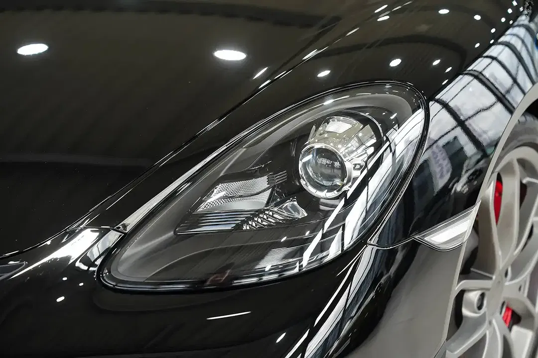 Porsche 718 Cayman - Thumbnail 11