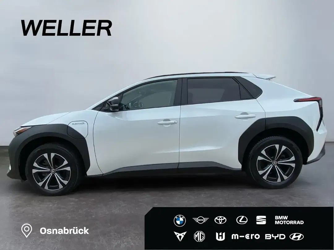 Toyota bZ4X - Thumbnail 4