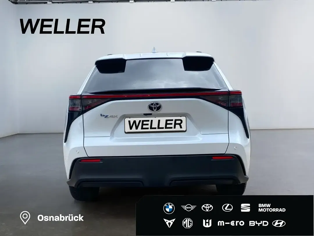 Toyota bZ4X - Thumbnail 5