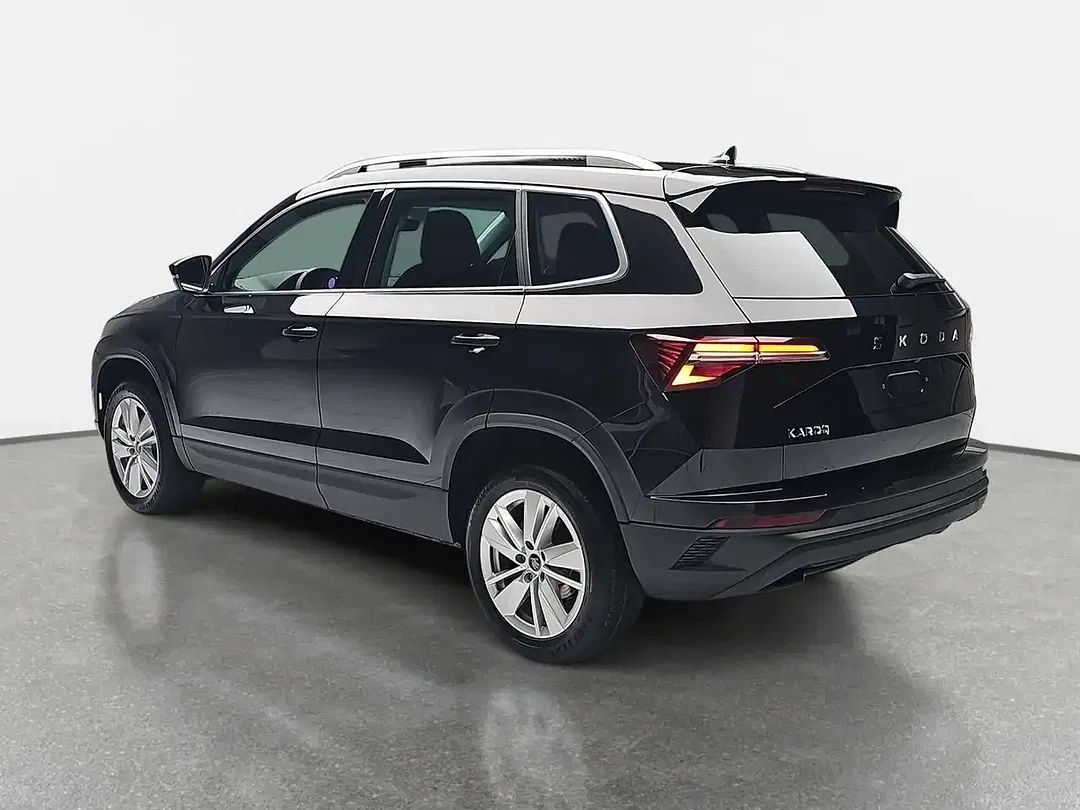 Skoda Karoq - Thumbnail 4