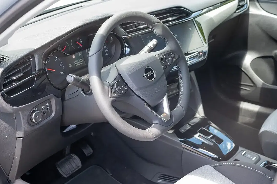 Opel Corsa - Thumbnail 10
