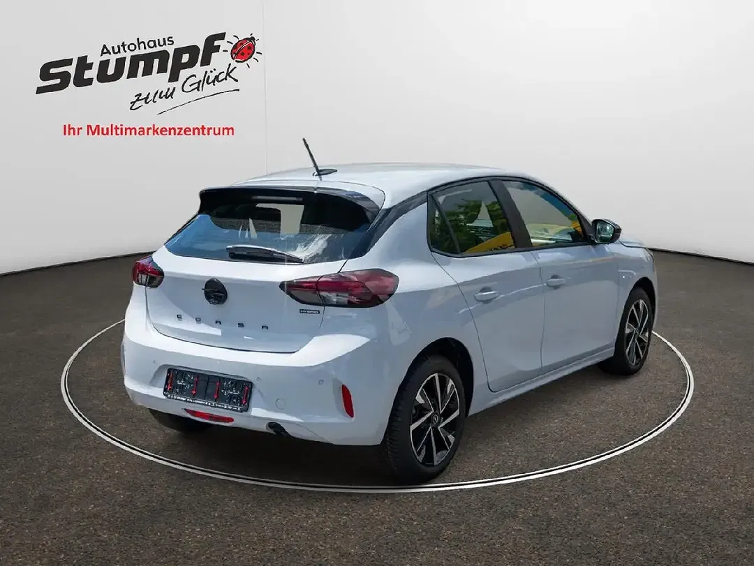Opel Corsa - Thumbnail 4