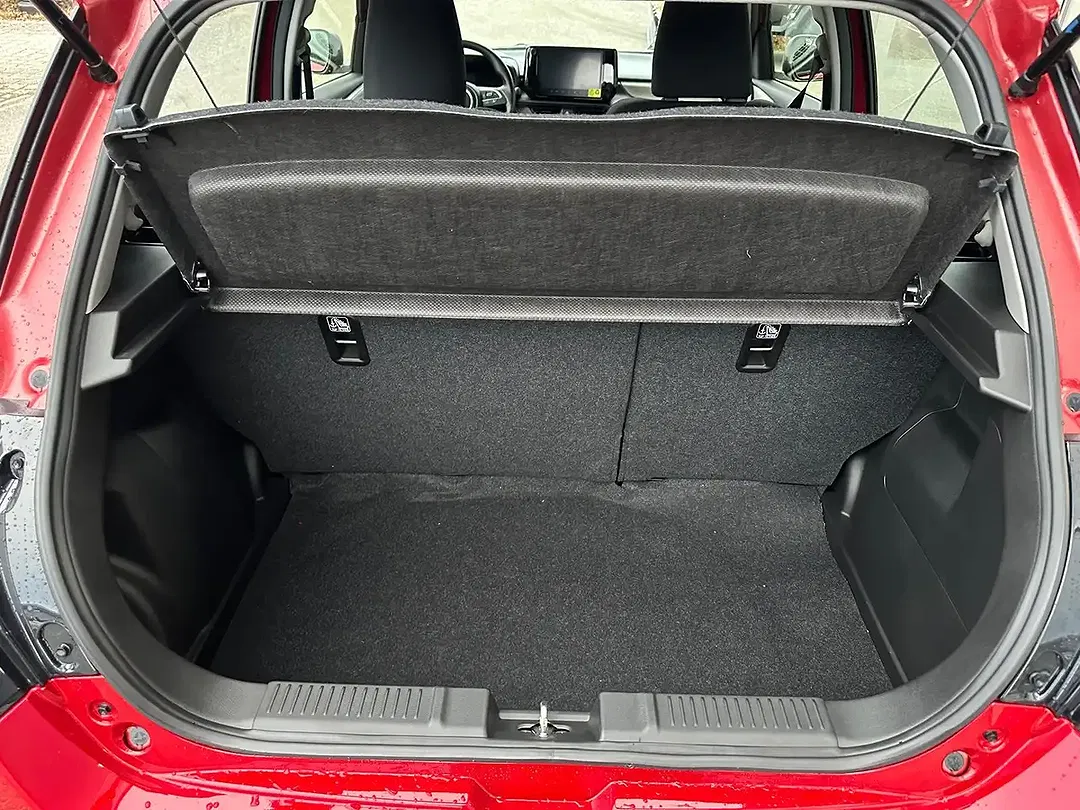 Suzuki Swift - Thumbnail 13
