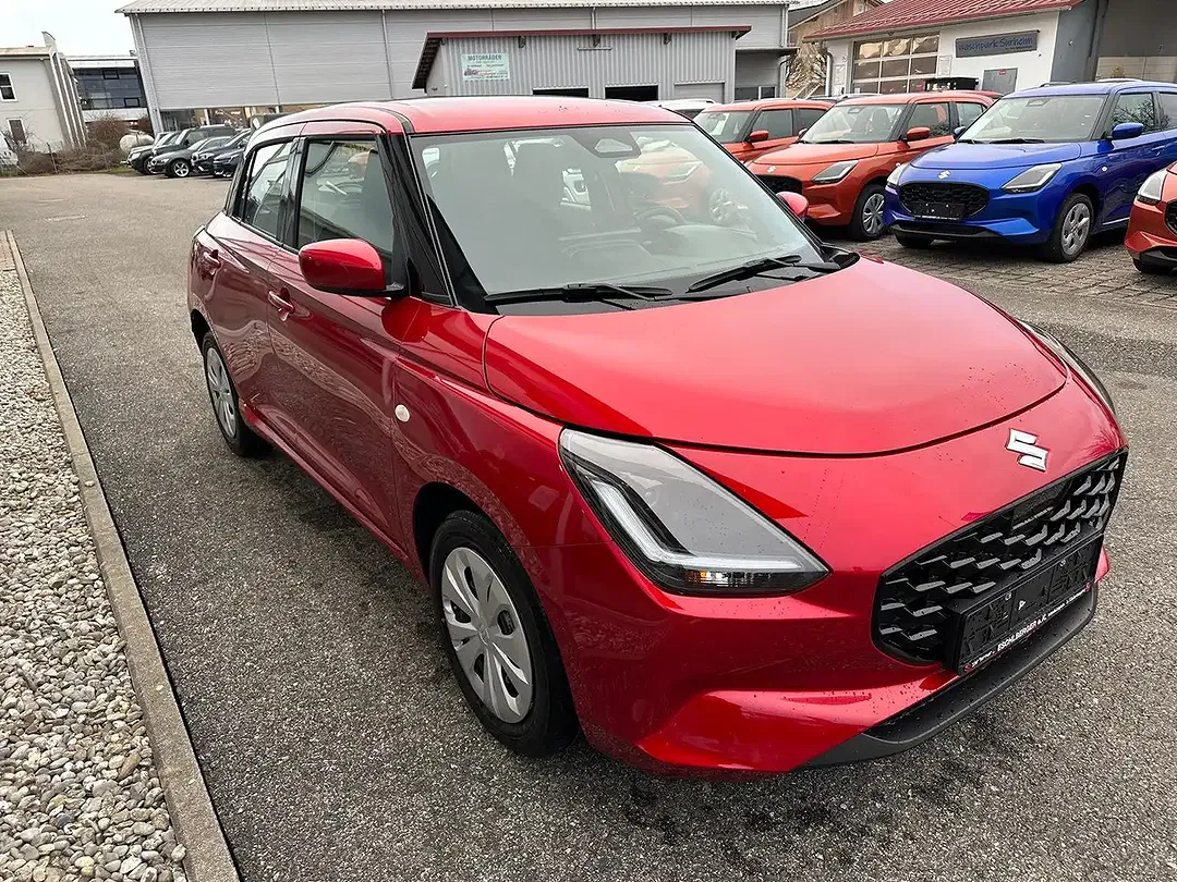 Suzuki Swift - Thumbnail 4