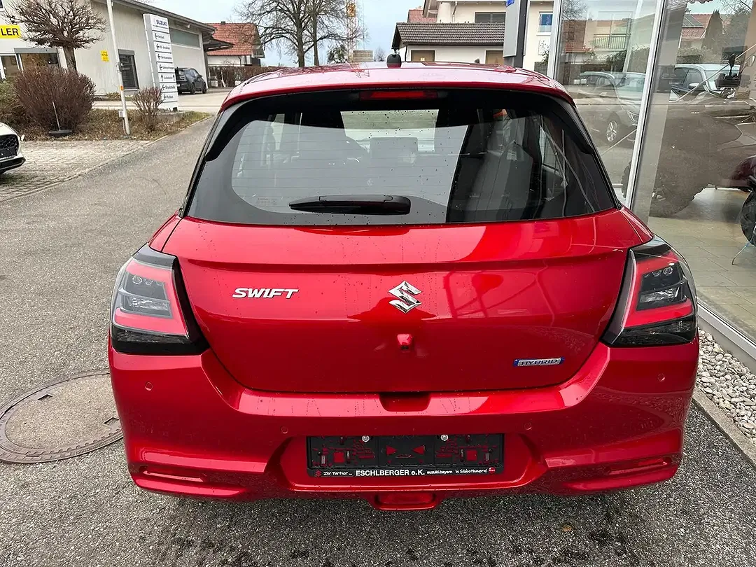 Suzuki Swift - Thumbnail 6