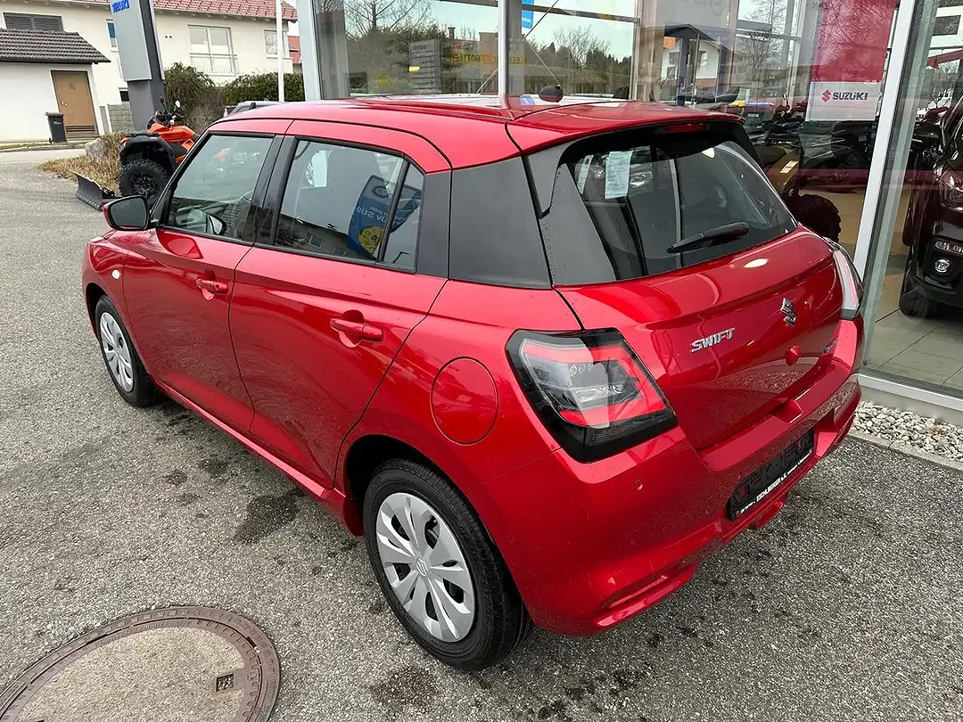 Suzuki Swift - Thumbnail 7