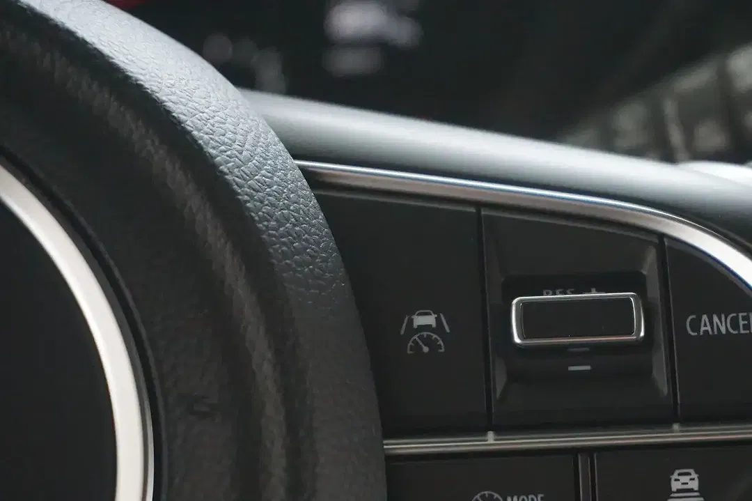 Suzuki Swift - Thumbnail 12