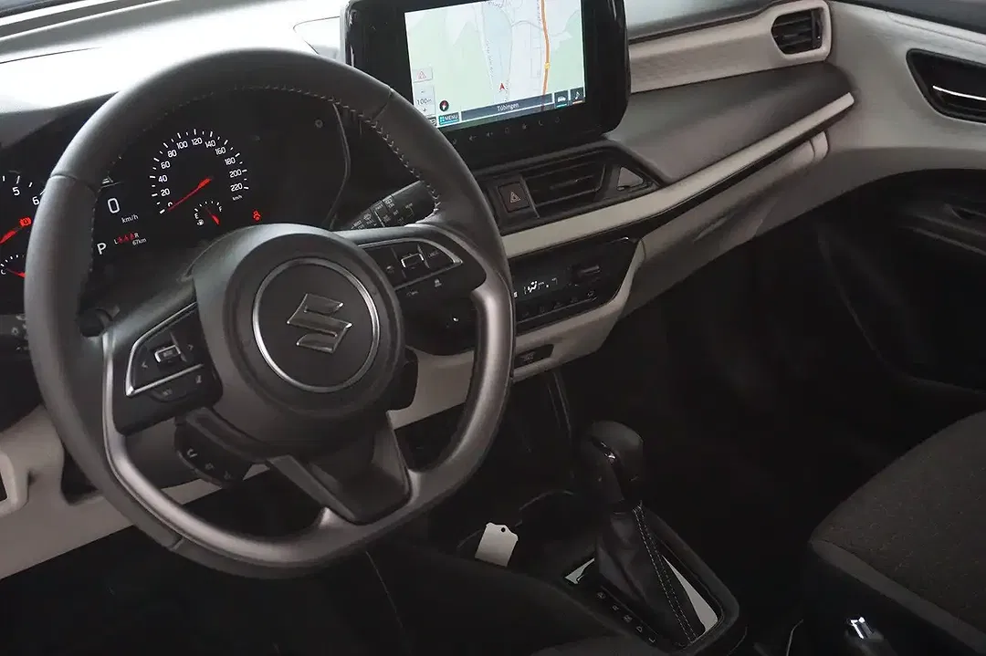 Suzuki Swift - Thumbnail 14