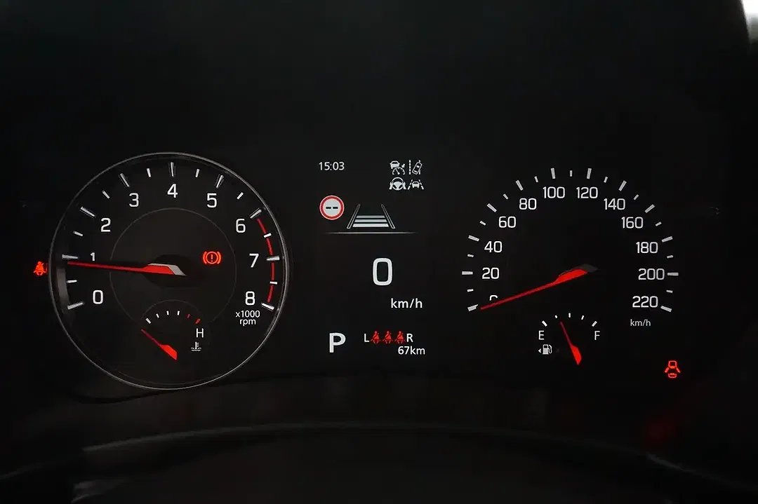 Suzuki Swift - Thumbnail 15