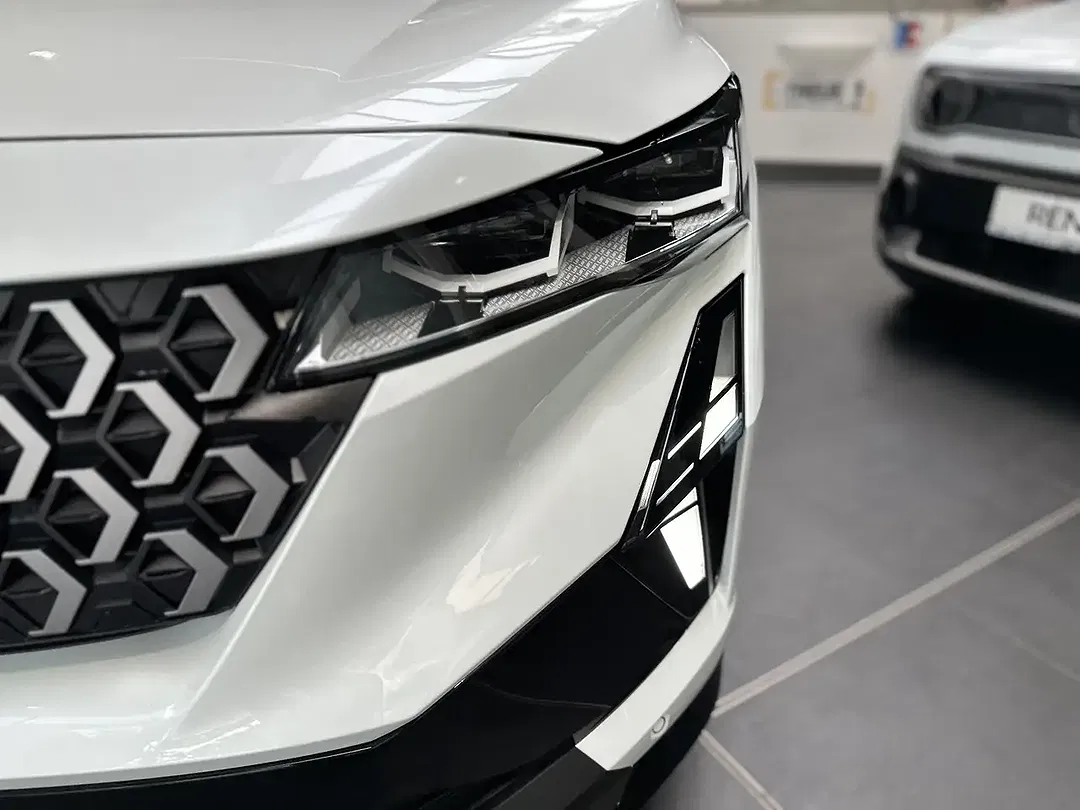 Renault Austral - Thumbnail 3