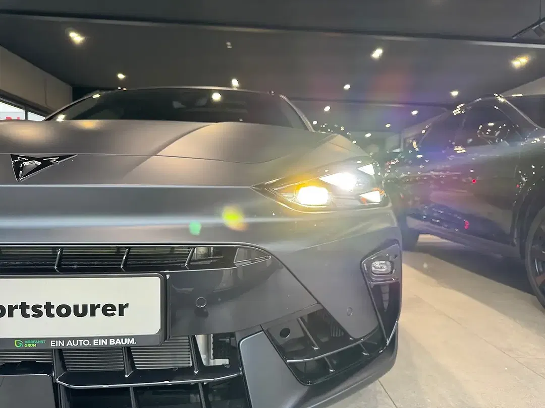 CUPRA Leon - Thumbnail 6