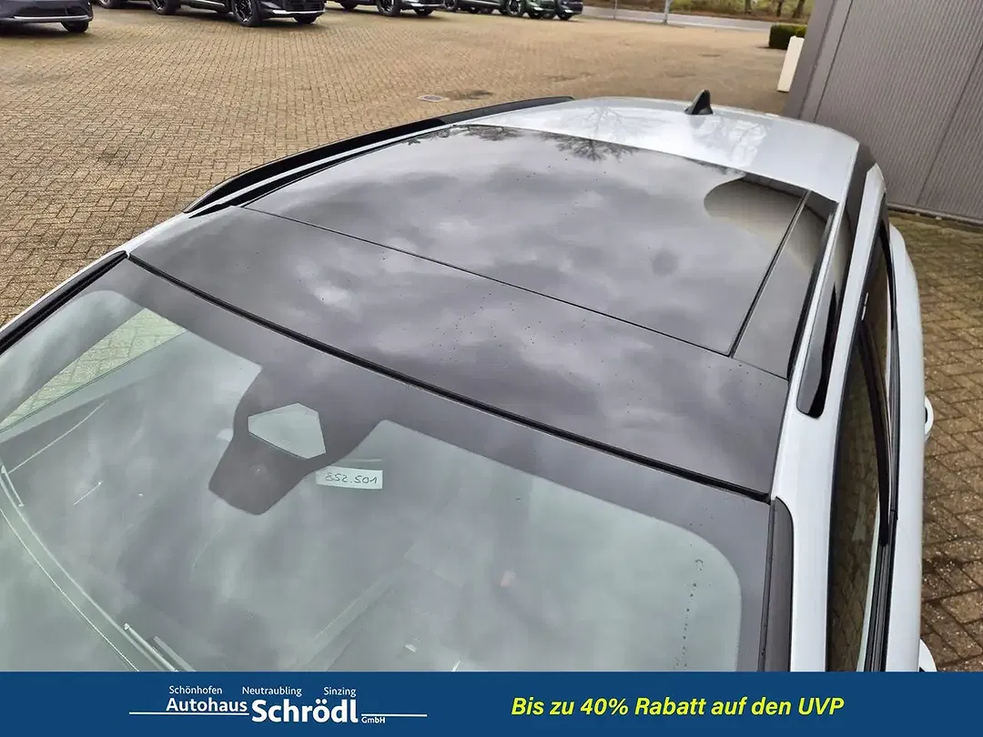 Peugeot 308 - Thumbnail 9