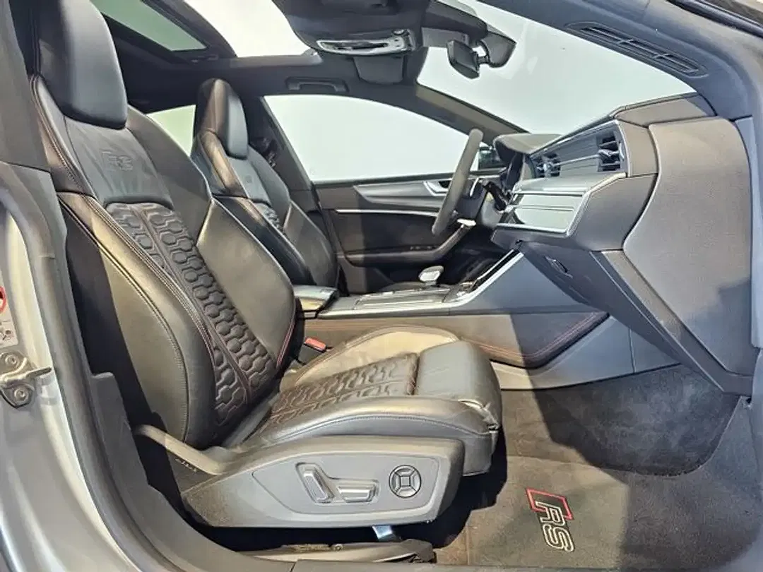 Audi RS7 - Thumbnail 13