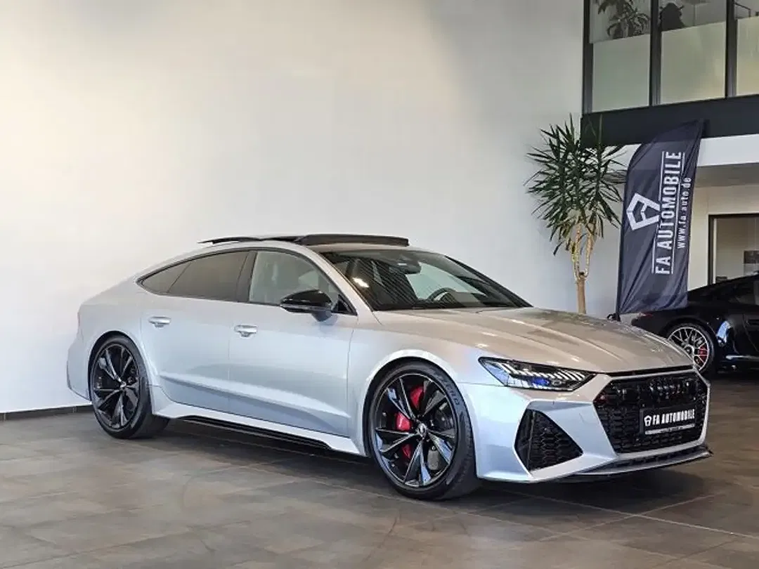 Audi RS7 - Thumbnail 3