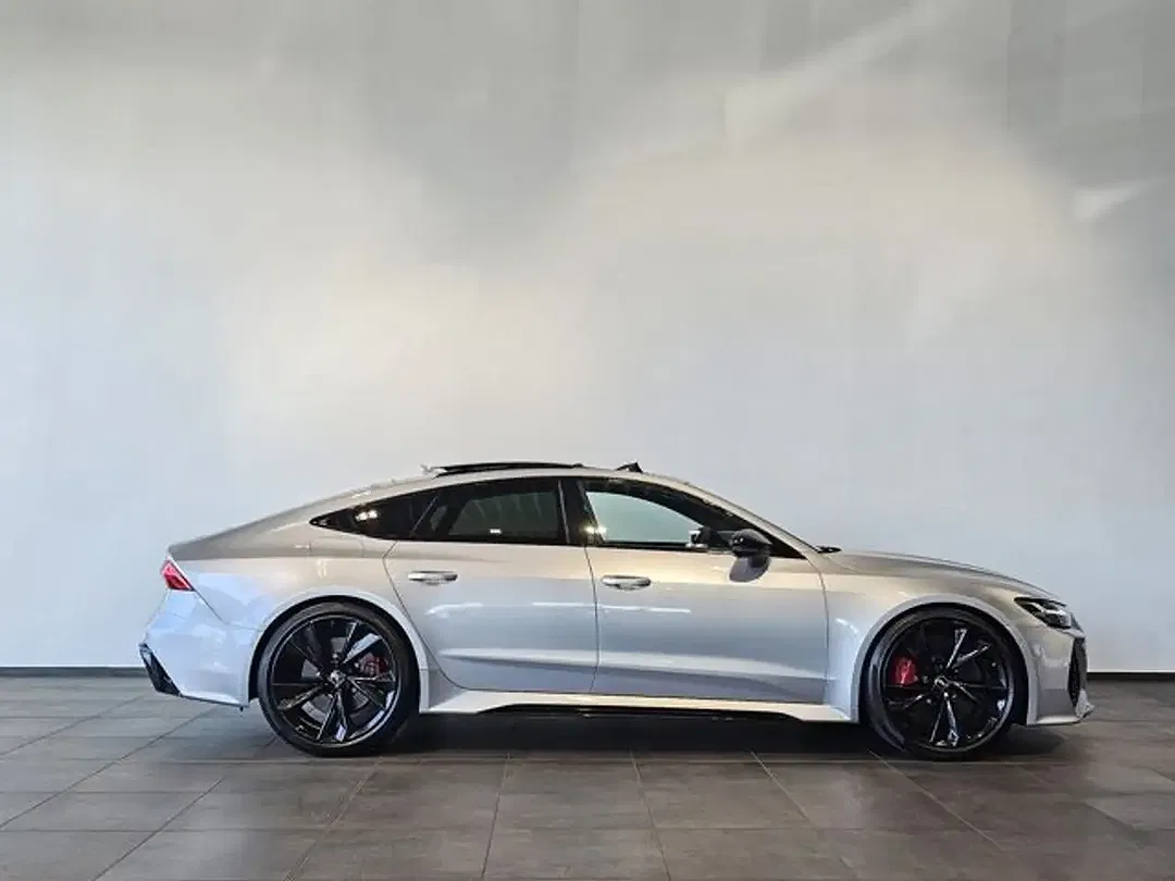 Audi RS7 - Thumbnail 6
