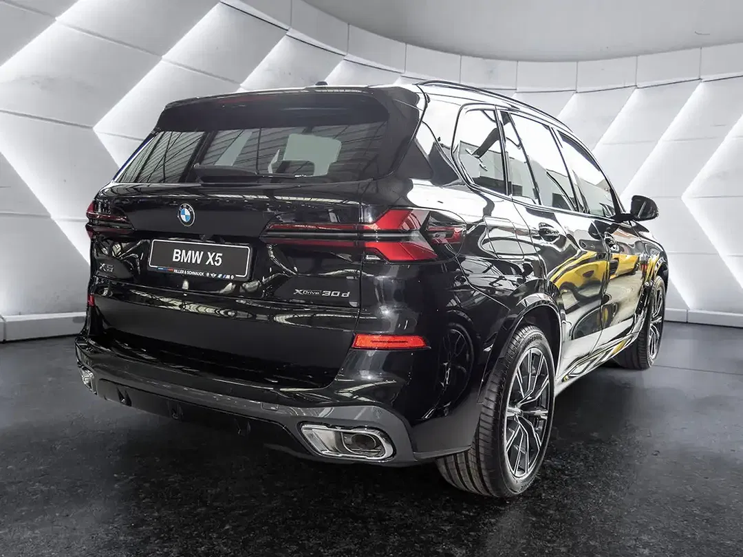 BMW X5 - Thumbnail 3