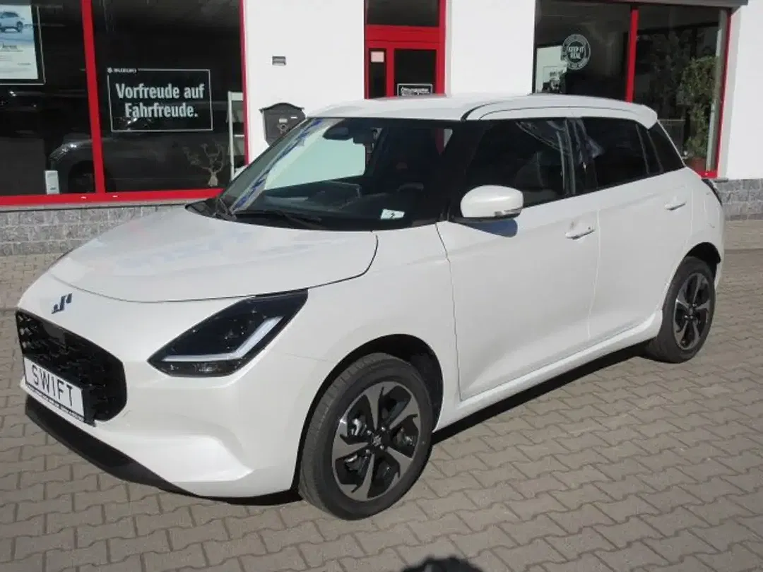Suzuki Swift - Thumbnail 2