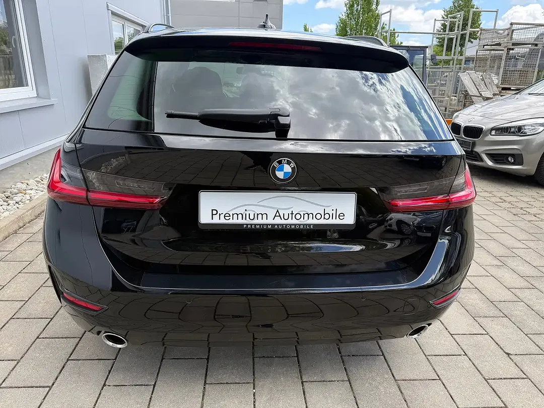 BMW 320 - Thumbnail 4
