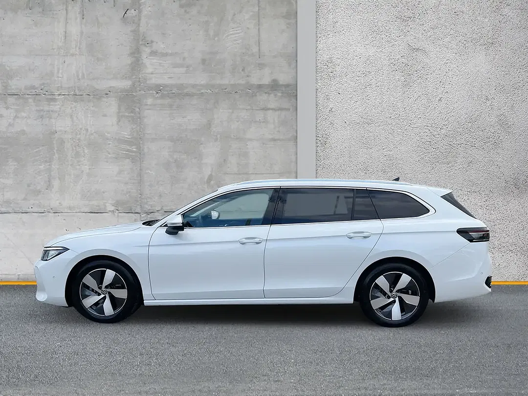 Volkswagen Passat Variant - Thumbnail 2