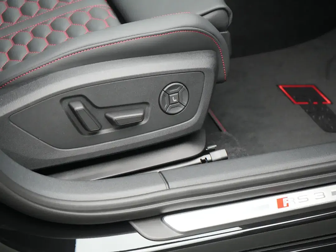 Audi RS3 - Thumbnail 9