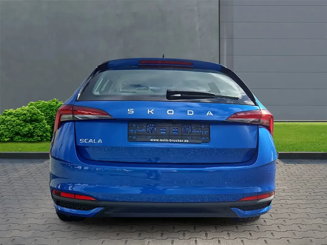Skoda Scala - Thumbnail 3
