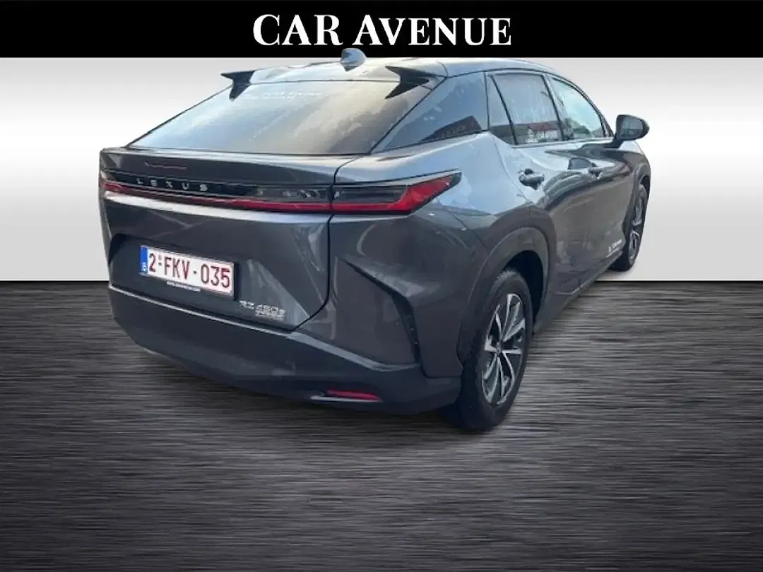 Lexus RZ - Thumbnail 4