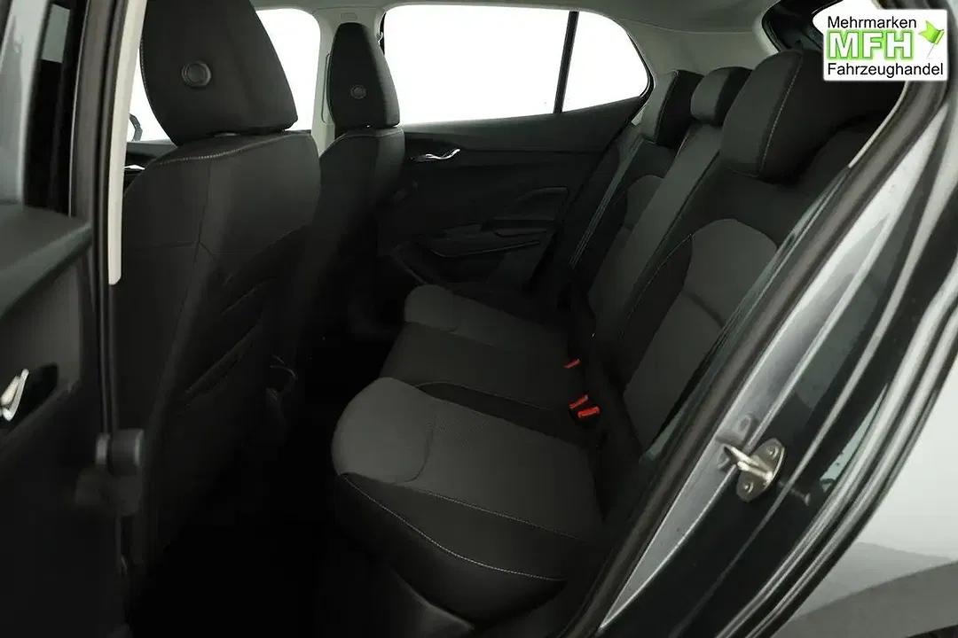 Skoda Fabia - Thumbnail 10