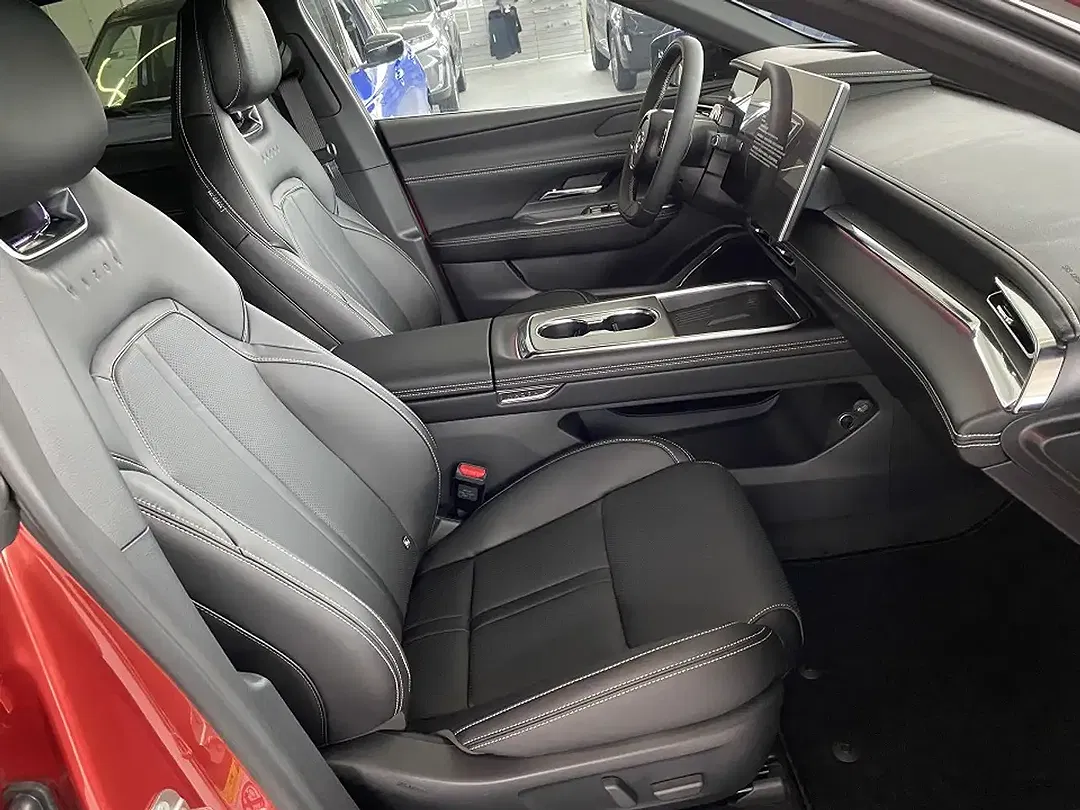 Mazda 6e - Thumbnail 5