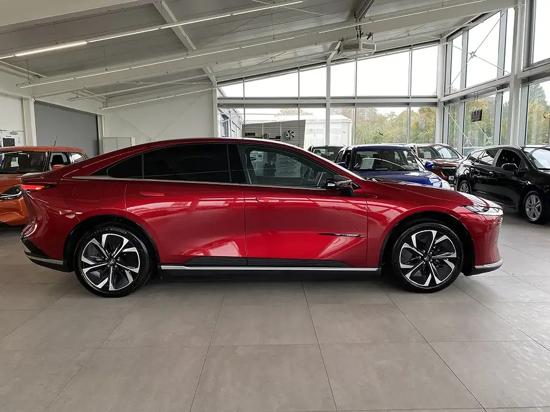 Mazda 6e - Thumbnail 8