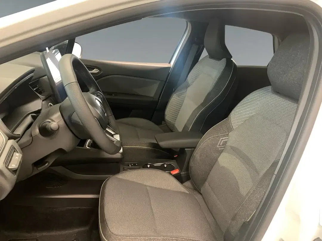 Renault Captur - Thumbnail 9