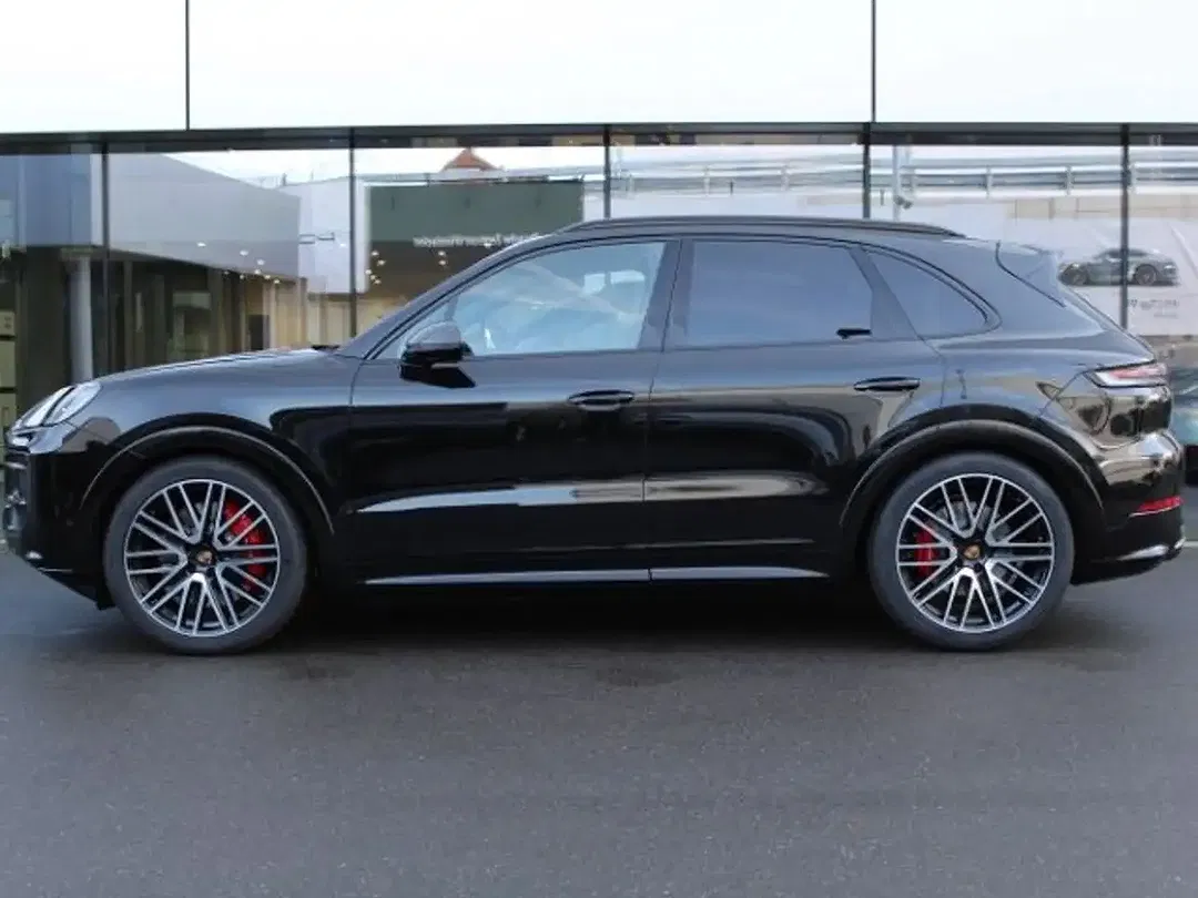 Porsche Cayenne - Thumbnail 2