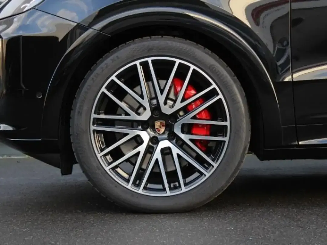 Porsche Cayenne - Thumbnail 9