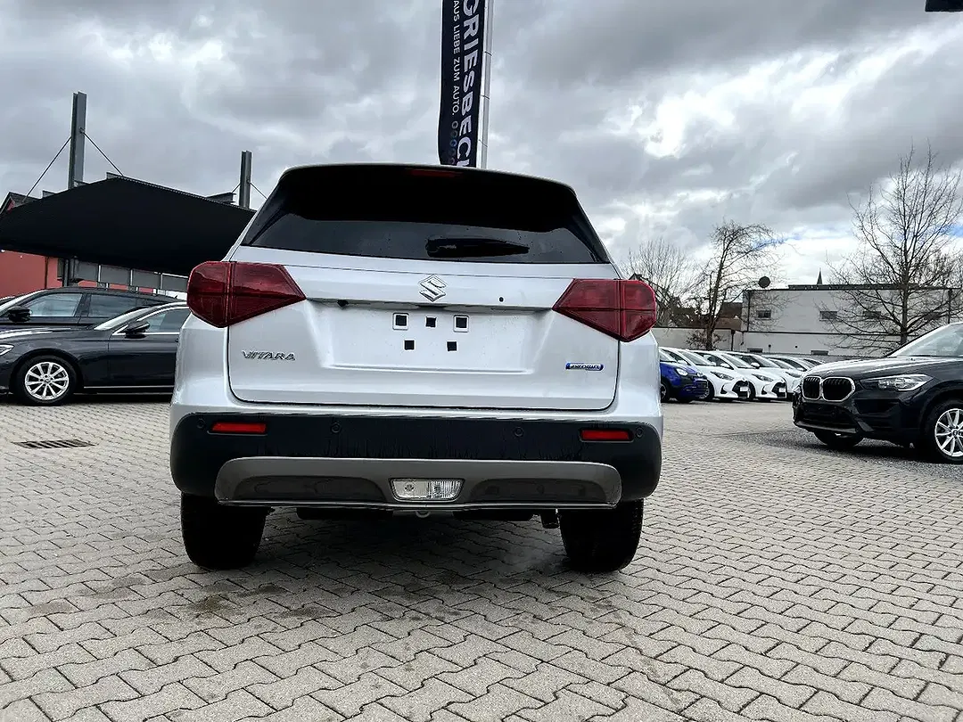 Suzuki Vitara - Thumbnail 3