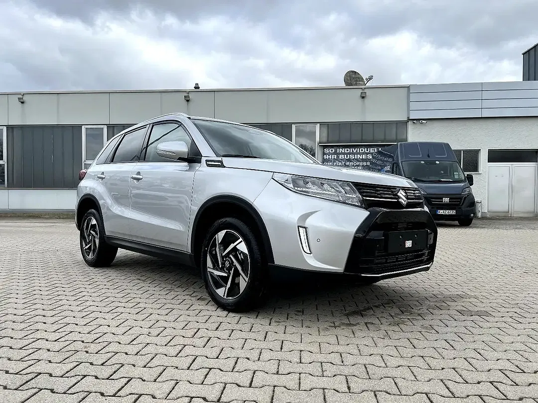 Suzuki Vitara - Thumbnail 5