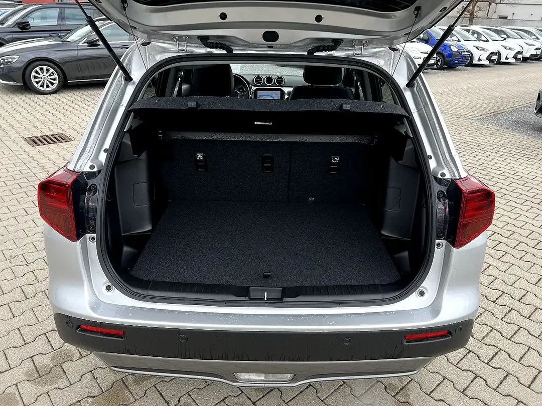 Suzuki Vitara - Thumbnail 7