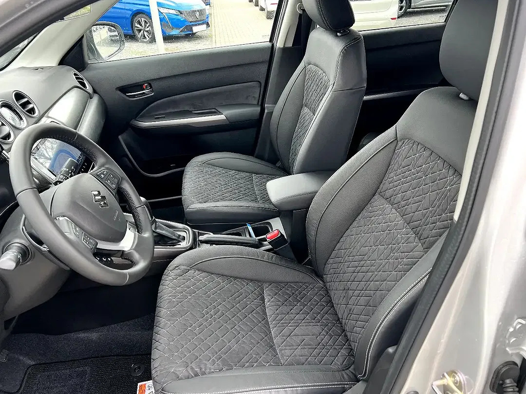 Suzuki Vitara - Thumbnail 8