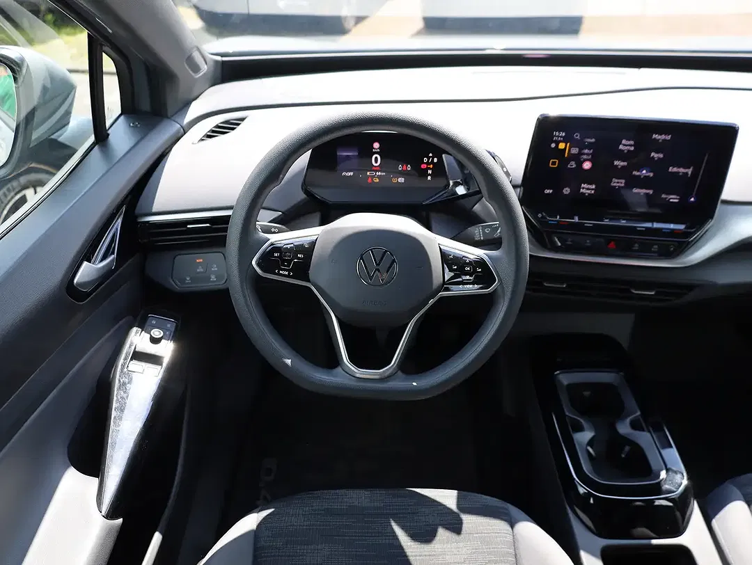 Volkswagen ID.4 - Thumbnail 16