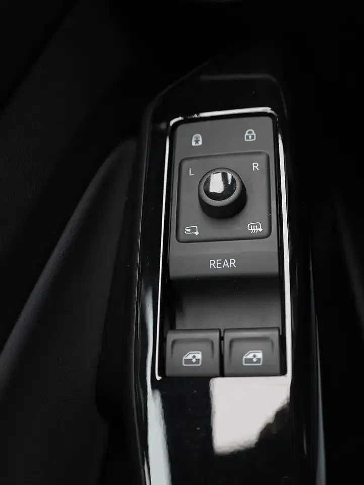 Volkswagen ID.4 - Thumbnail 17