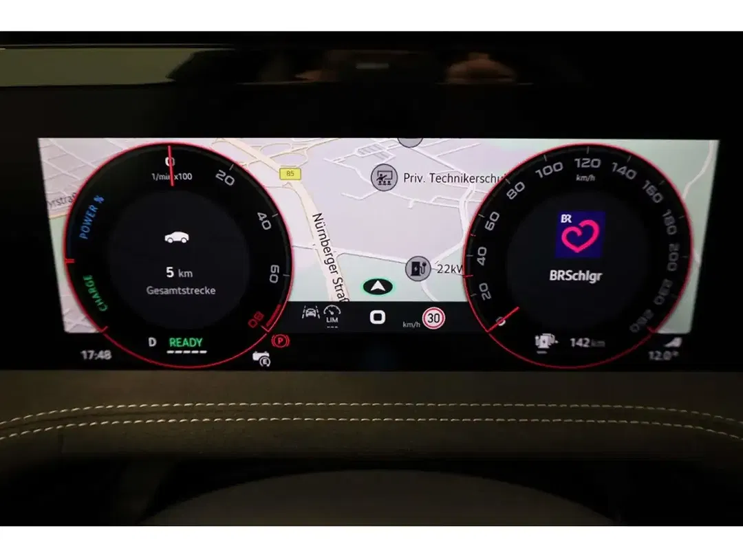 Skoda Superb - Thumbnail 8